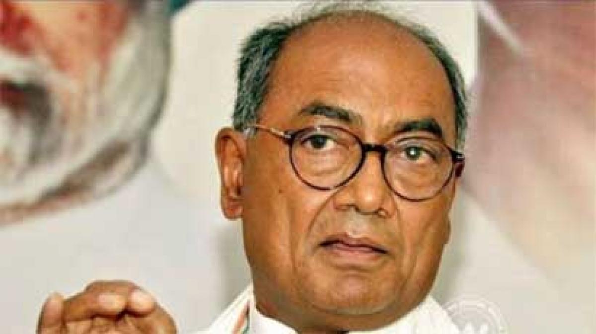 MP recruitment scam: Digvijaya Singh appears in Bhopal court